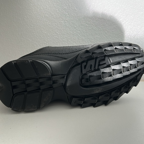 Fila Women’s Black Disruptor II Premium Repeat Shoes - Picture 11 of 13